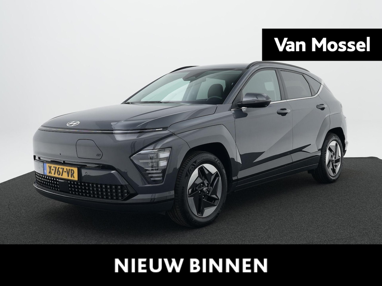 Hyundai Kona Electric - Premium 65.4 kWh | Lederen Bekleding | Camera | Navigatie | Stoelverwarming | - AutoWereld.nl