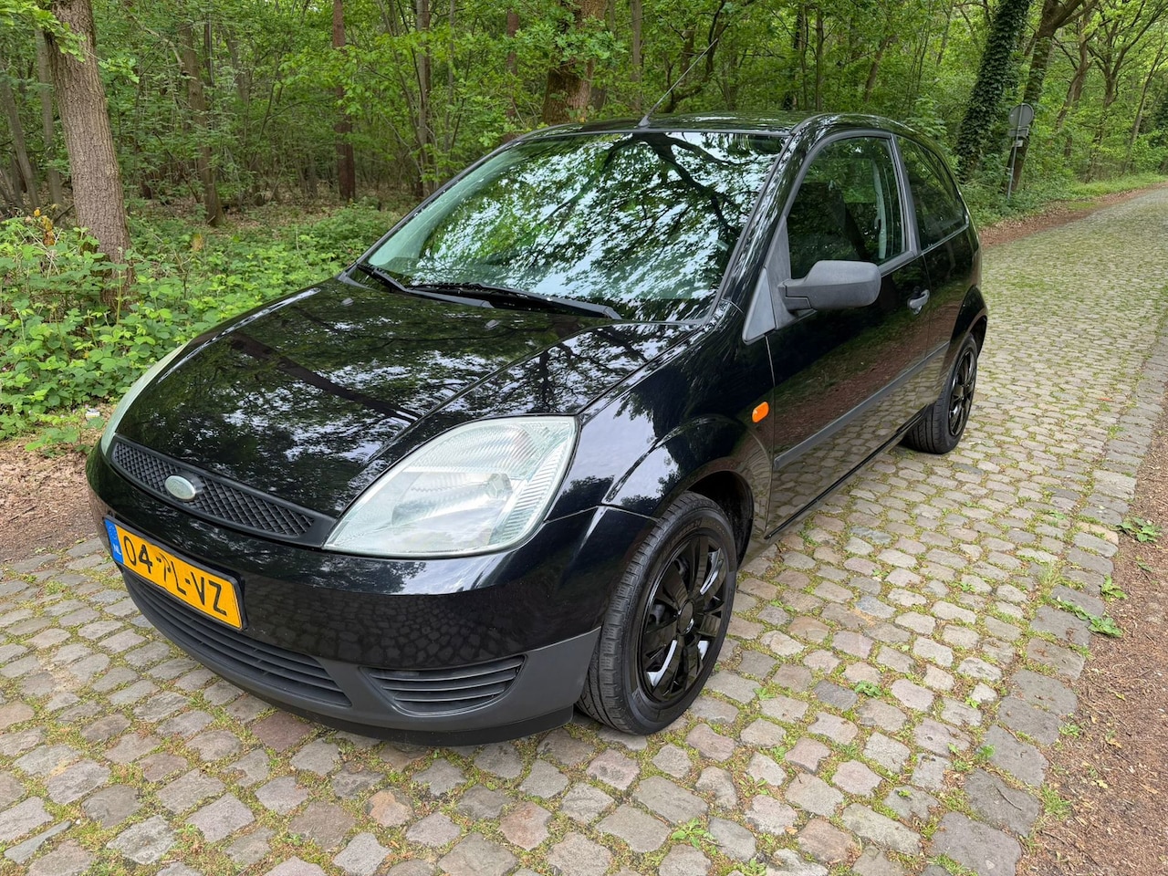 Ford Fiesta - 1.3 Style apk 02-2027!! - AutoWereld.nl