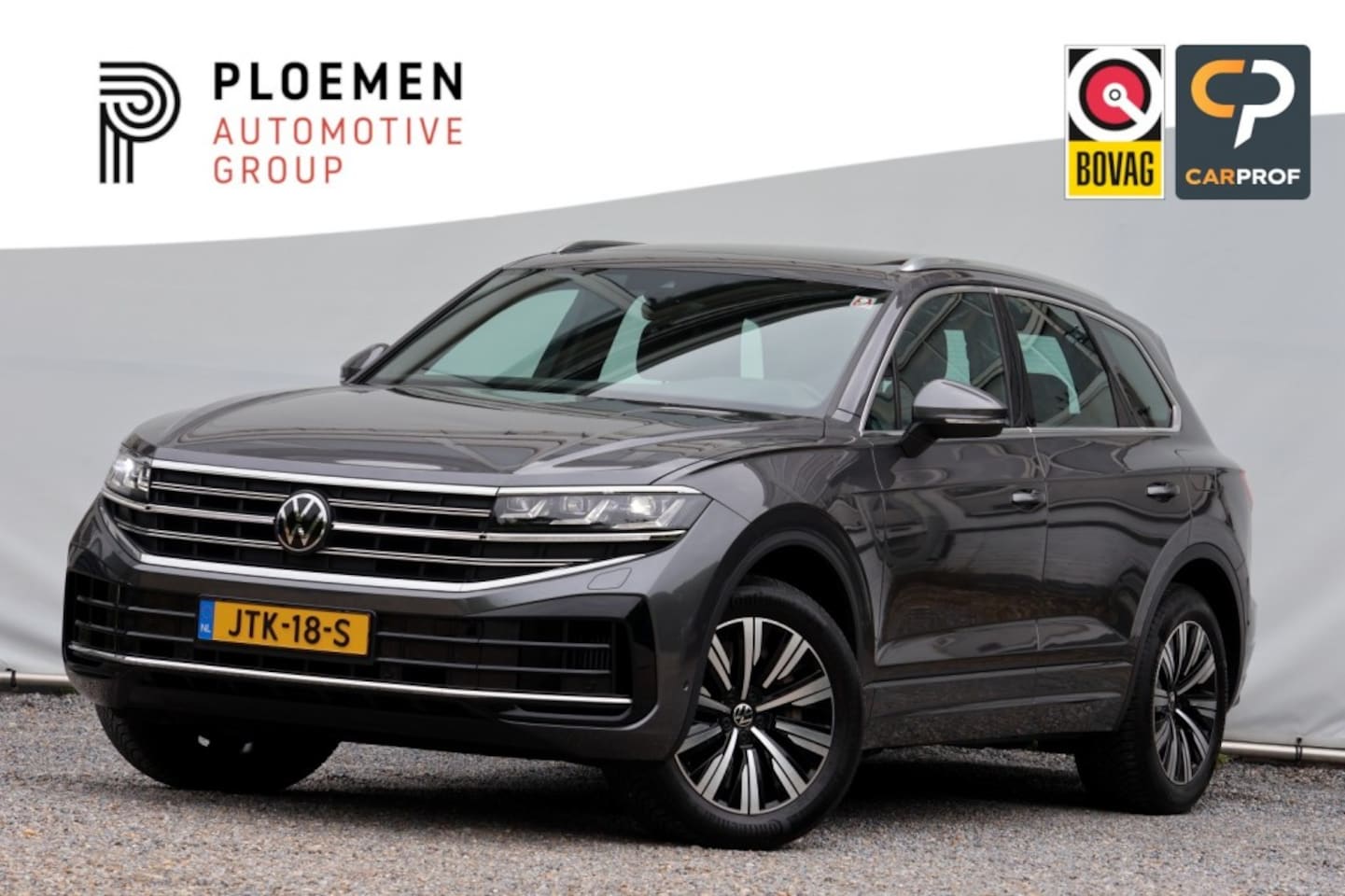 Volkswagen Touareg - 3.0 TSI eHybrid PHEV 4 Motion - 381 pk **Pano / Trekhaak / IQ Light - AutoWereld.nl