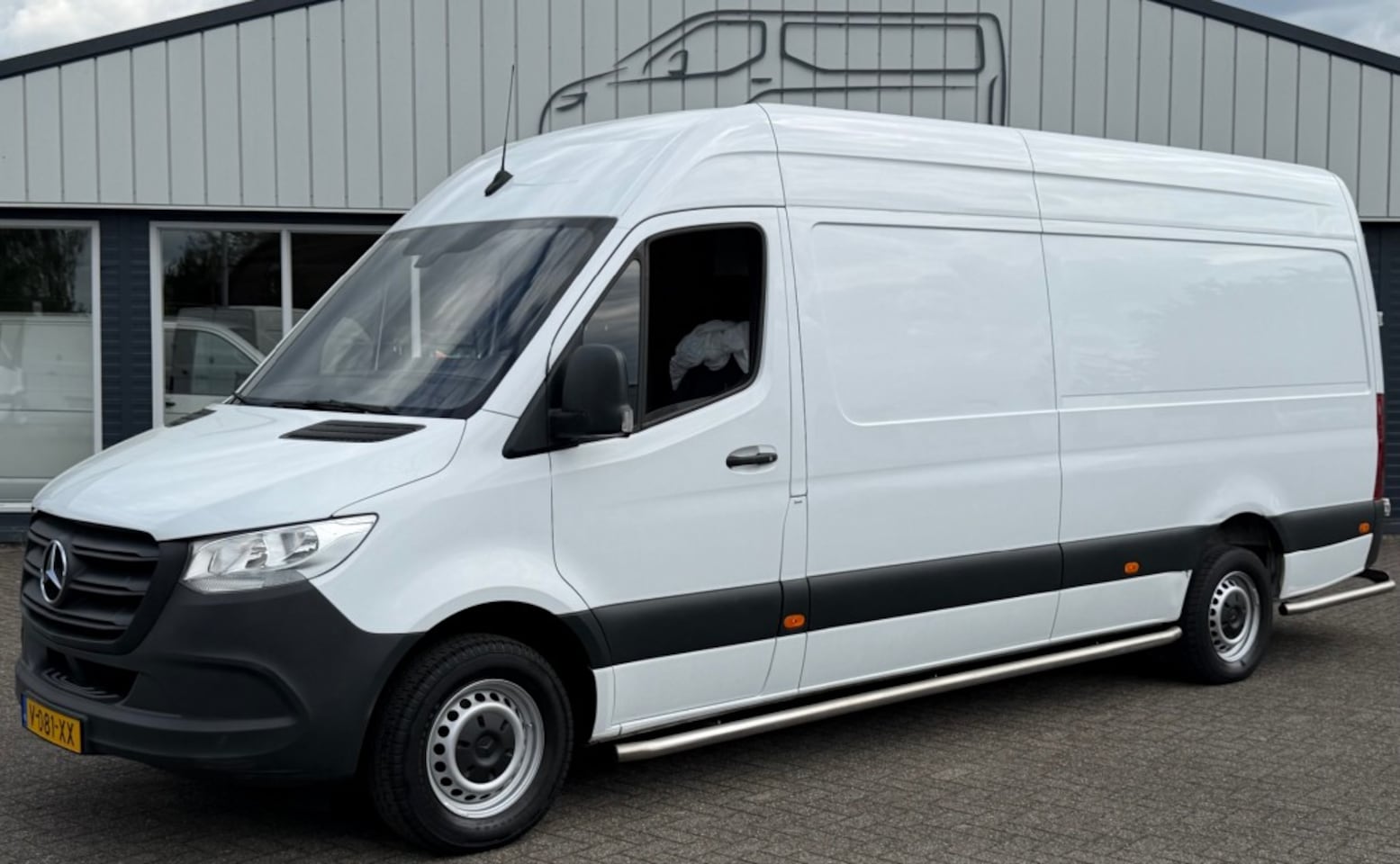 Mercedes-Benz Sprinter - 311 CDI 84KW 114PK L3H2 AUTOMAAT EURO 6 AIRCO/ ORIGINEEL AUDIO/ CAMERA/ 100% DEALERONDERHO - AutoWereld.nl