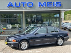 BMW 5-serie - 523I Executive Automaat Airco Cruise Leer