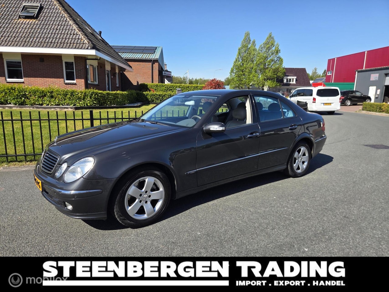 Mercedes-Benz E-klasse - 240 Avantgarde APK 1-2027/NETTE AUTO - AutoWereld.nl