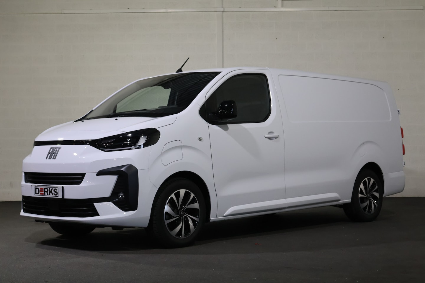 Fiat E-Scudo - L3 75 kWh Airco Navigatie Camera - AutoWereld.nl