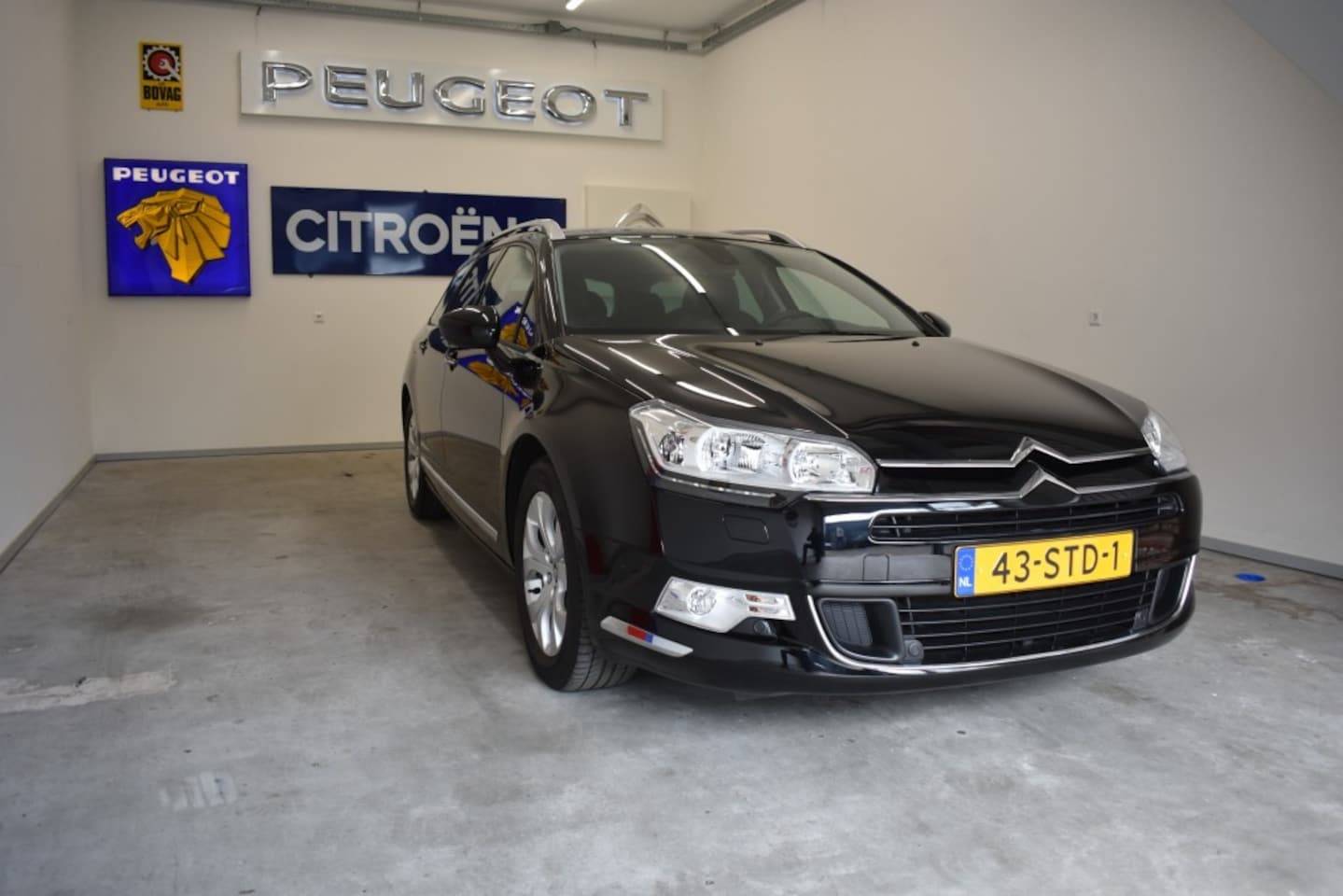Citroën C5 Tourer - 1.6 THP Tourer Aut. 40.000 Km. Hydroactive 1e eig. 156 Pk. - AutoWereld.nl