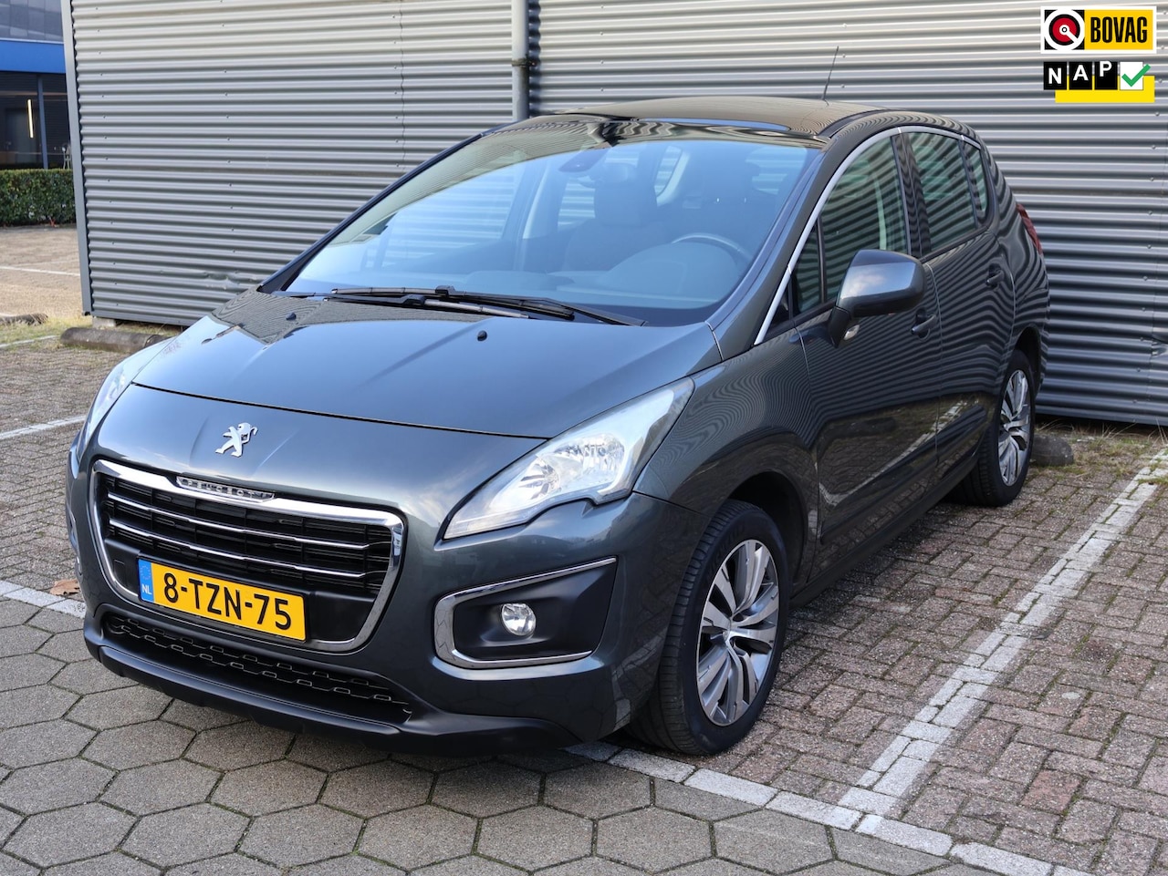 Peugeot 3008 - 1.6 VTi Active NAP Pano Navi 1e eigenaar Airco Cruise APK Garantie - AutoWereld.nl