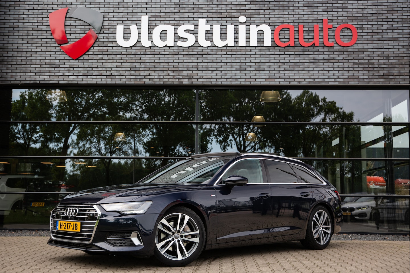 Audi A6 Avant - 45 TFSI quattro Sport S line edition 45 TFSI quattro Sport S line edition , Panoramadak, Adap. cruise, 3Dcamera, - AutoWereld.nl