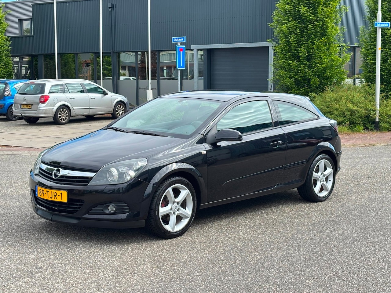Opel Astra GTC - 1.8 GTC Cosmo Nap Airco Nieuwe Apk - AutoWereld.nl