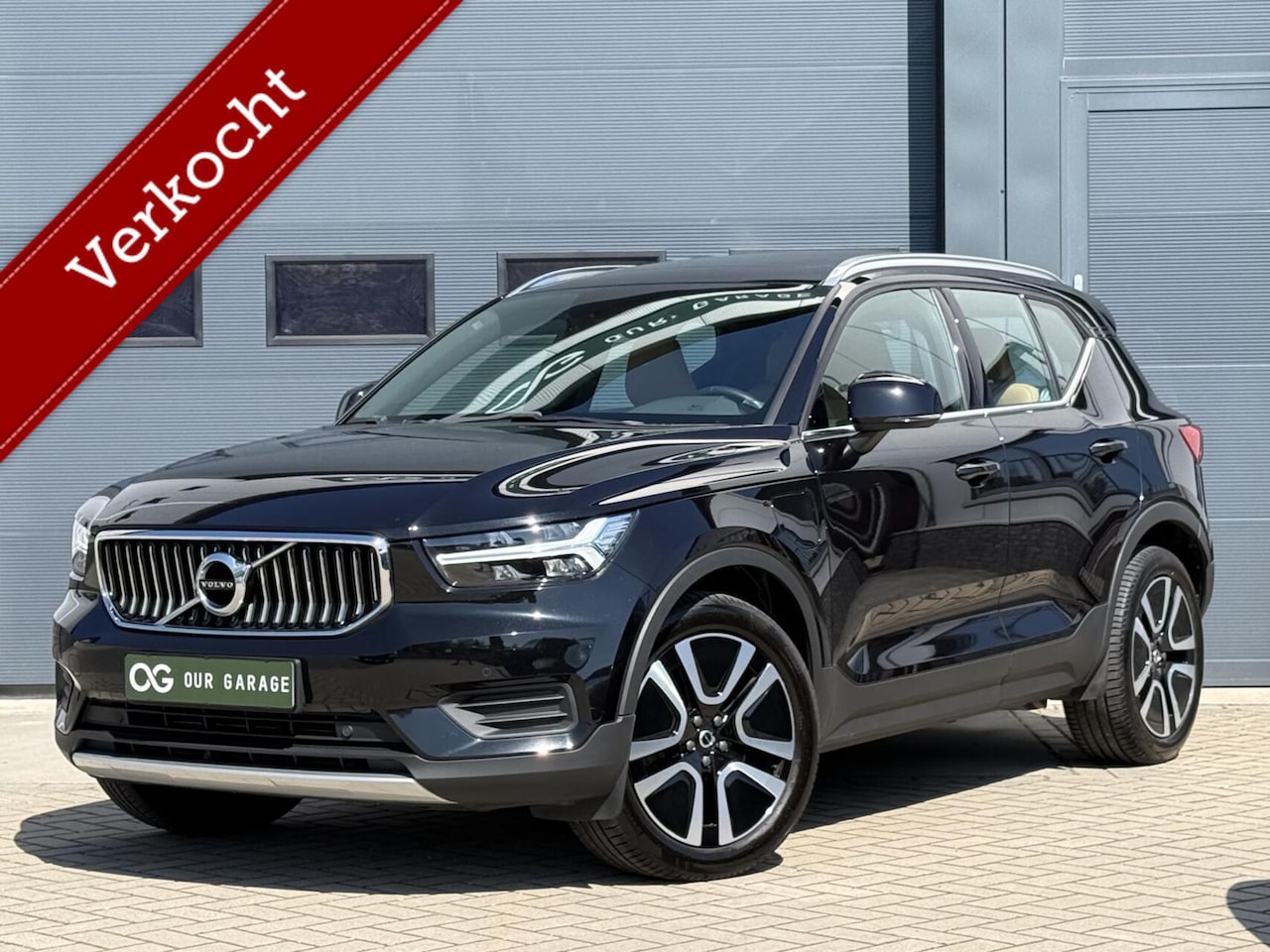 Volvo XC40 - T4 Recharge Inscription|Leer|Pano|Trekhaak - AutoWereld.nl