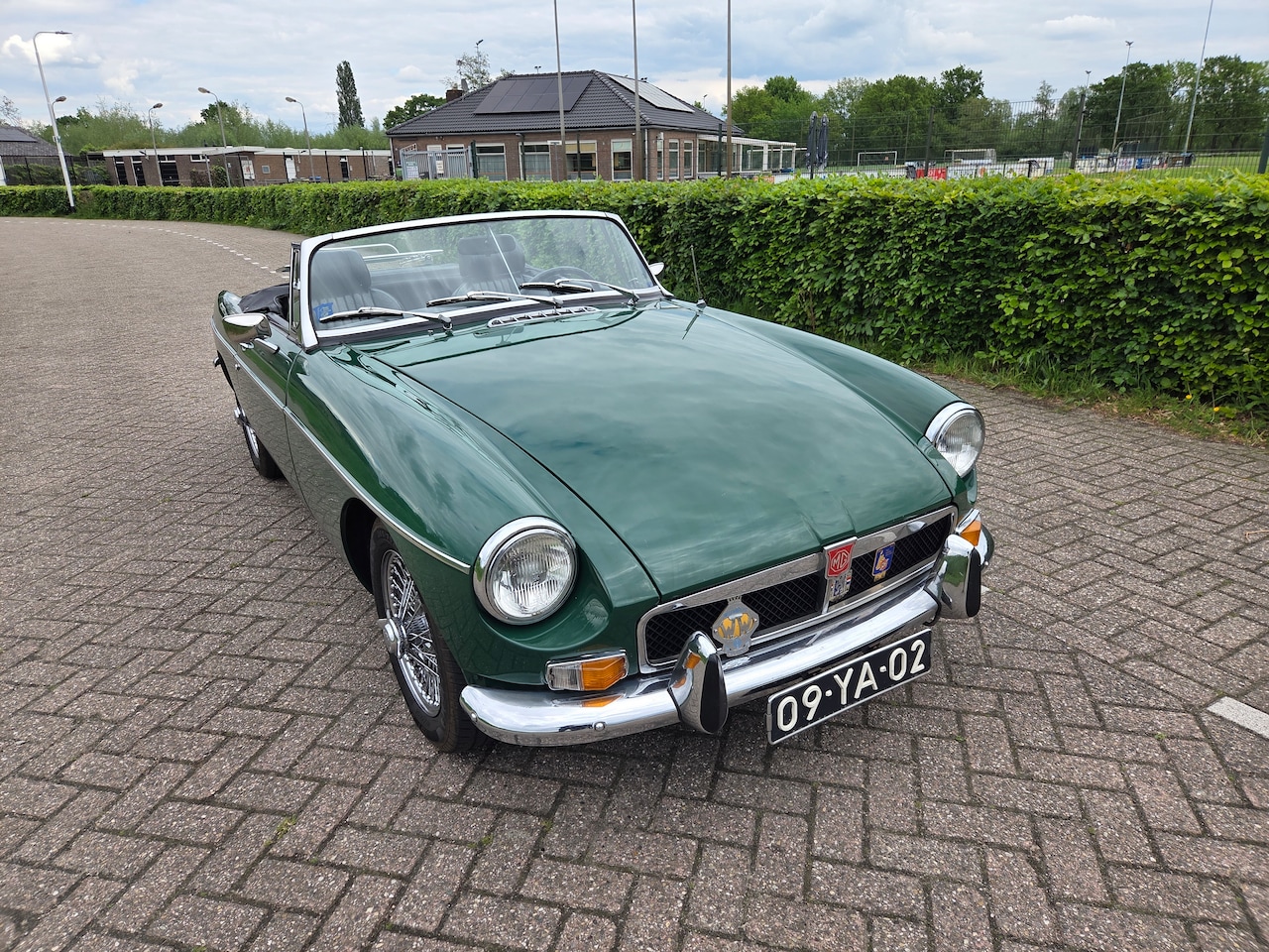 MG B type - 1.8 Roadster - AutoWereld.nl