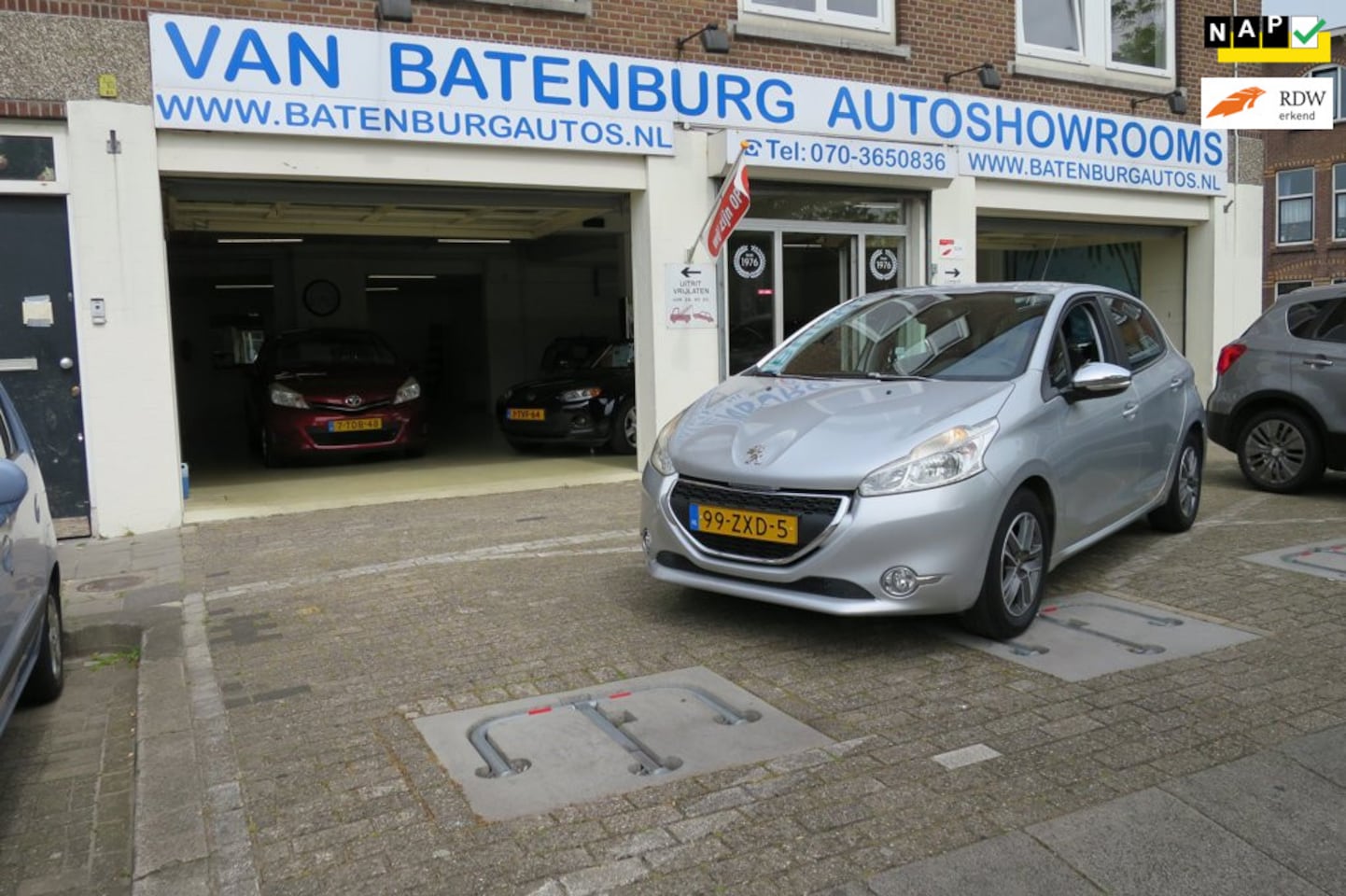 Peugeot 208 - 1.2 VTi Envy| Distr. verv. bij 107.334 Km|Incl. w.bandenset| Park.sens.|Navig.bluetooth|L. - AutoWereld.nl