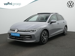 Volkswagen Golf - 1.5 eTSI 150 pk DSG 50 Edition | Panoramadak | Trekhaak | Geheugen-/massagestoel | Head-up
