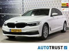 BMW 5-serie - 530e iPerformance Executive UITVERKOOP Leder/Navi/Camera/Chrome delete