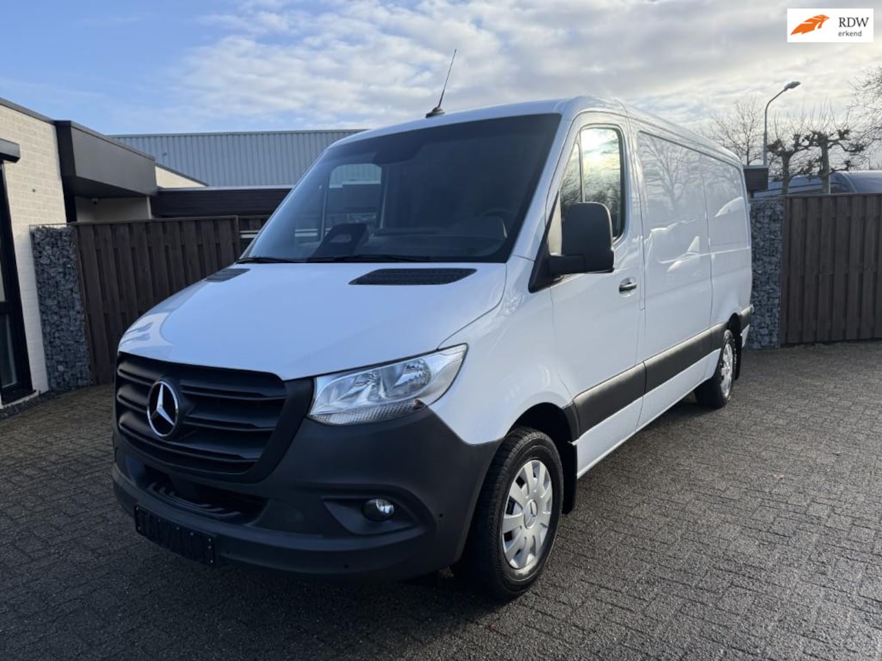 Mercedes-Benz Sprinter - 317 CDI L2 H1RWD PRO BPM VRIJ - AutoWereld.nl