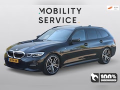 BMW 3-serie Touring - 330i Business Edition Plus M Pano VC LED CarPlay