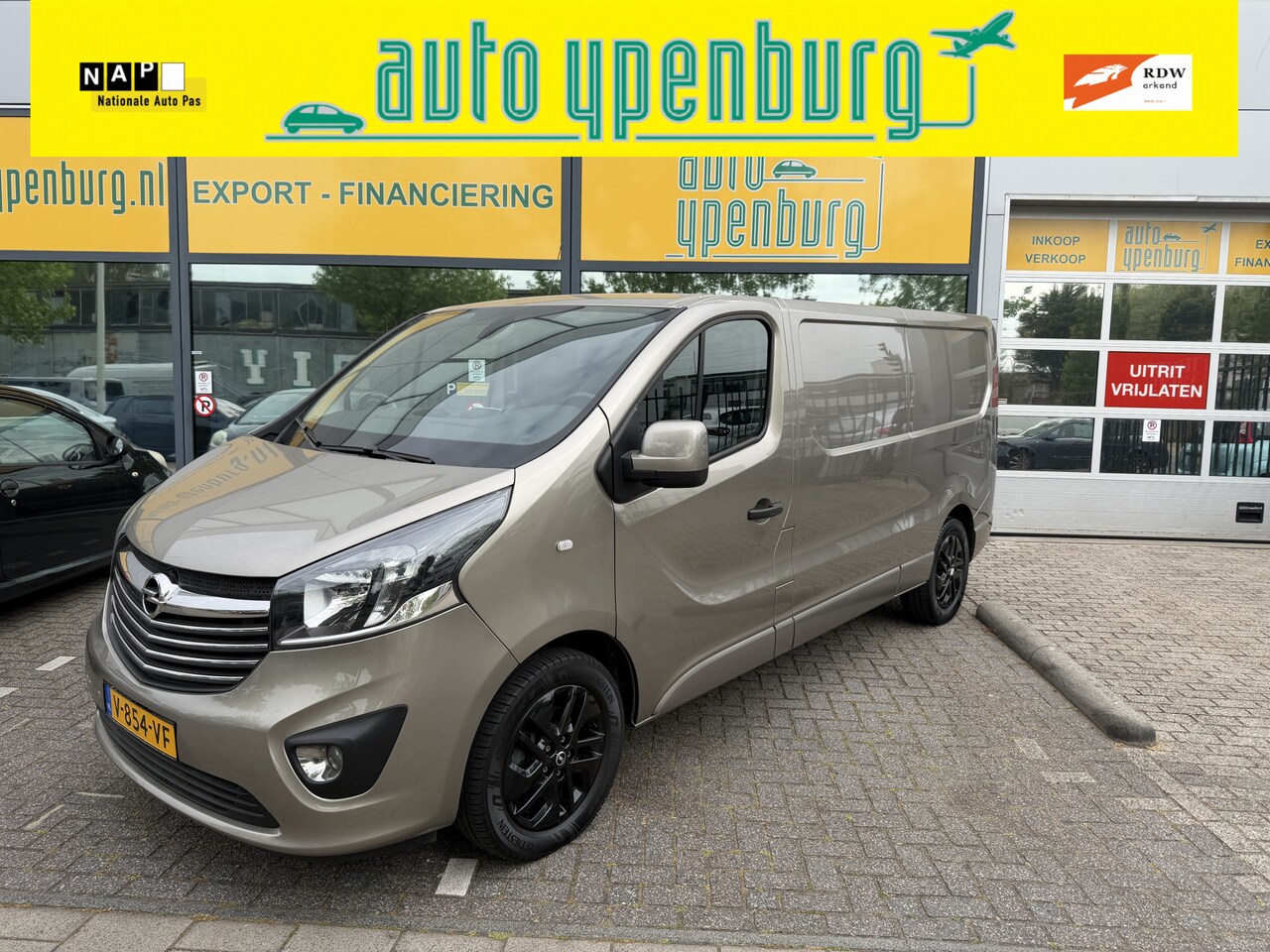 Opel Vivaro - 1.6 CDTI L2H1 * EURO-6 * Navi * Airco * Cruise Contol * Keyless-Go * LED * - AutoWereld.nl