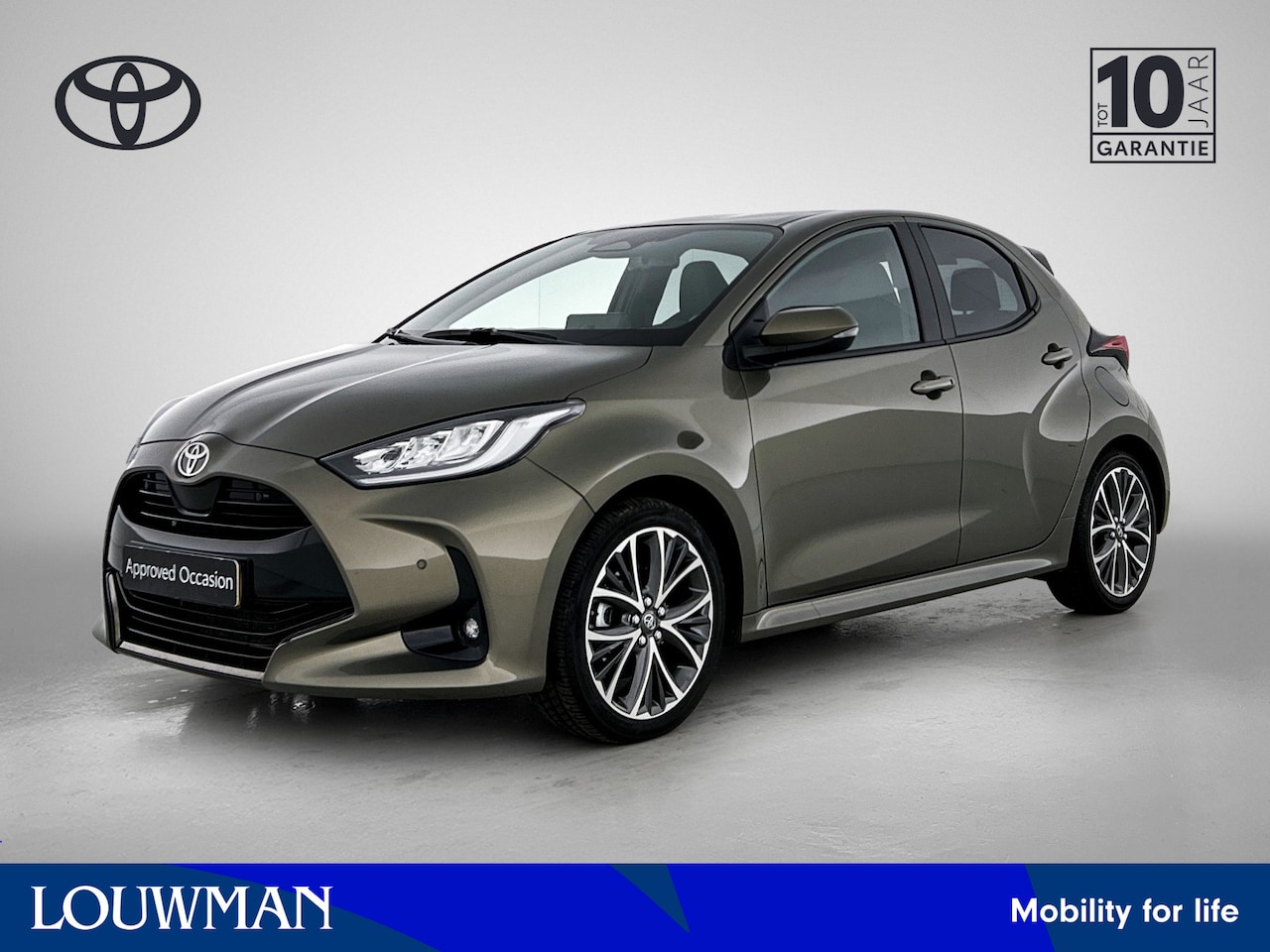 Toyota Yaris - 1.5 Hybrid 130 Executive | BTW Voertuig | NL auto | - AutoWereld.nl