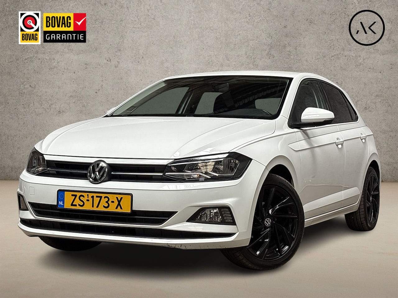 Volkswagen Polo - 1.0 Sportline (APPLE CARPLAY, GROOT NAVI, LM VELGEN, GETINT GLAS, SPORTSTOELEN, CRUISE, LE - AutoWereld.nl