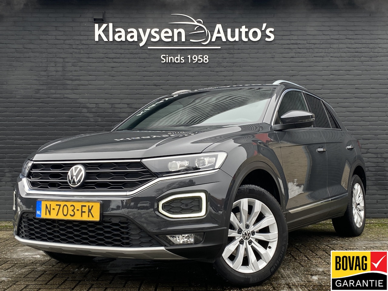 Volkswagen T-Roc - 1.5 TSI Sport 150 pk AUT. | 1e eigenaar | dealer onderhouden | virtual cockpit | navigatie - AutoWereld.nl