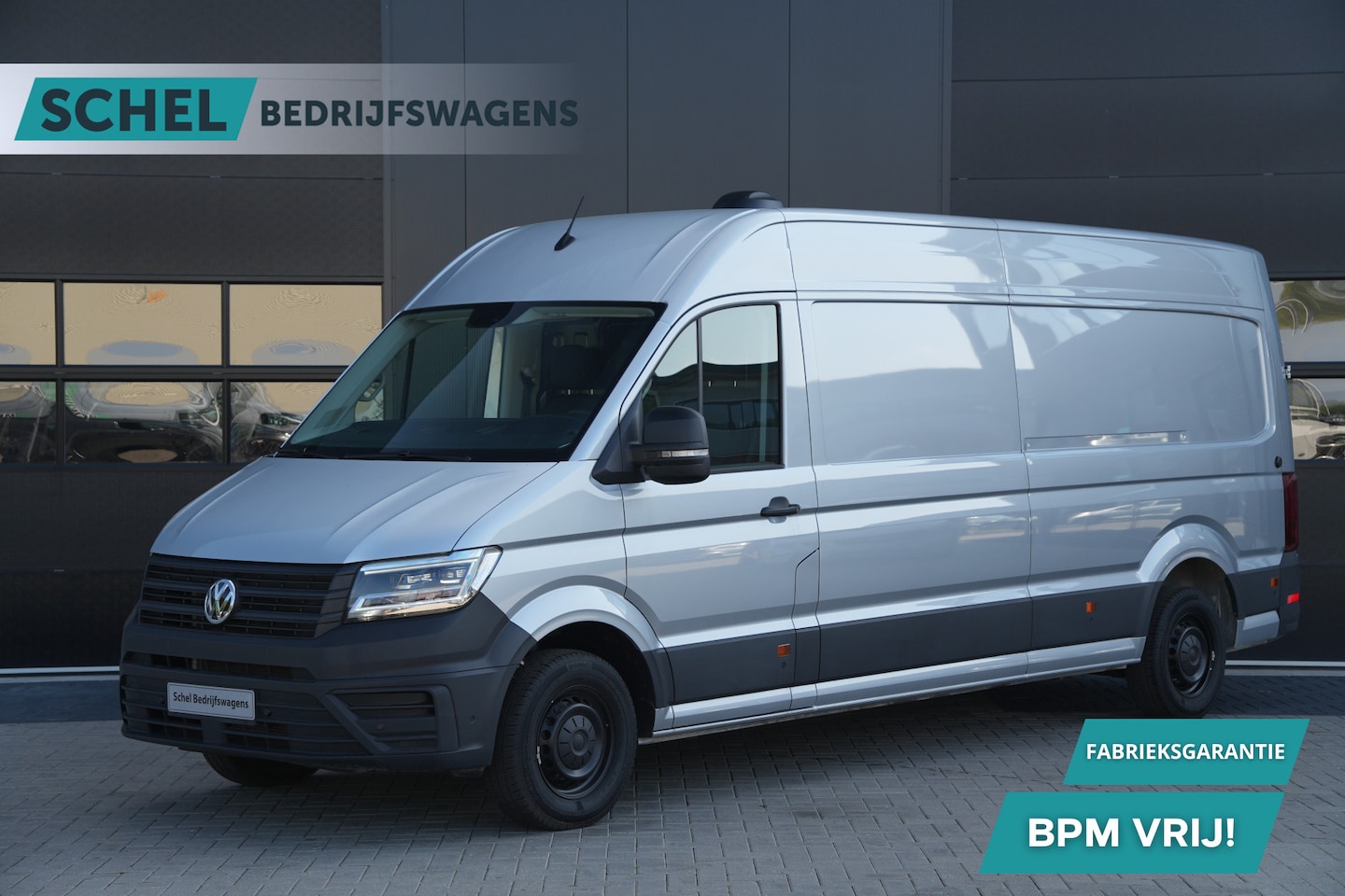 Volkswagen Crafter - 35 2.0 TDI L4H3 140pk Automaat - ACC - LED - Geveerde Stoel - Carplay - Camera - Betimmeri - AutoWereld.nl