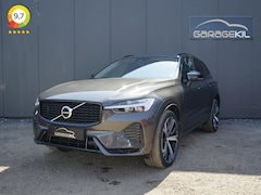 Volvo XC60 - 2.0 T6 Plug-in hybrid AWD Plus Dark Dealer onderh / Pano / 1ste eigenaar / Keyless / Priva
