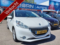 Peugeot 208 - 1.2 VTi Envy Panodak 15'' L.M.V Trekhaak