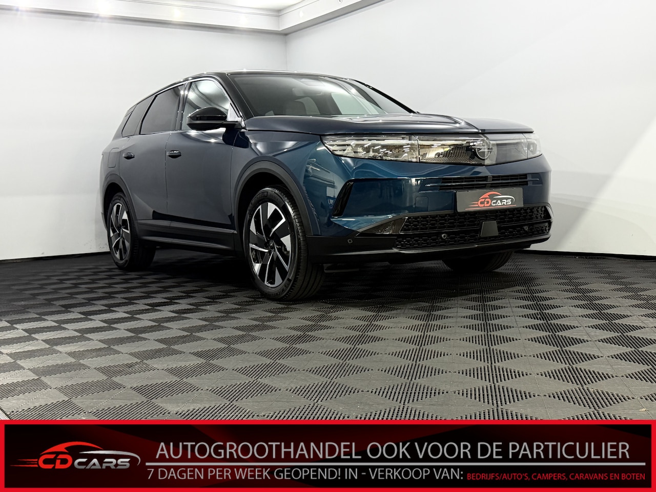 Opel Grandland - 1.2 Turbo Hybrid GS-e 360 Camera, Navi, Half leder, Keyless start, Virtual desk, Rijstrook - AutoWereld.nl