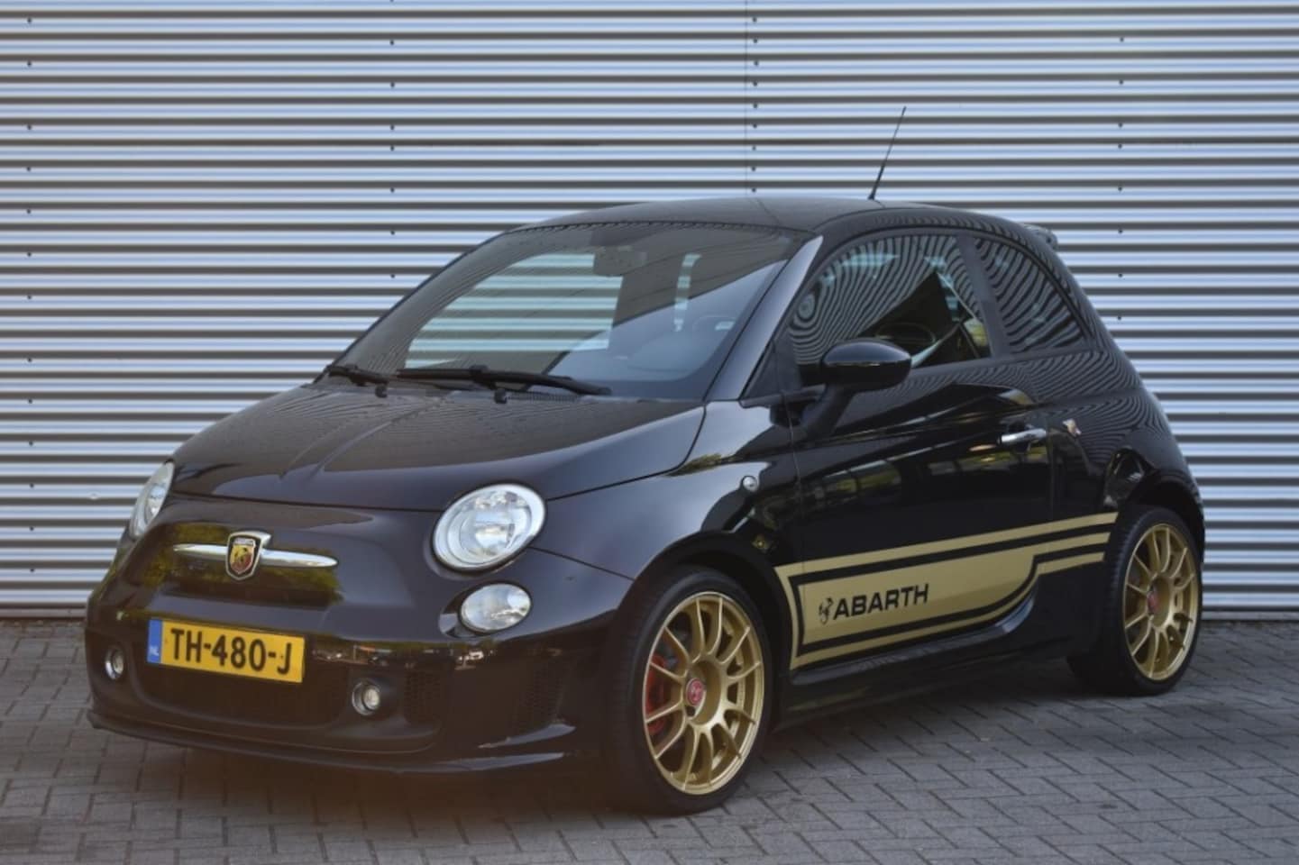 Fiat 500 Abarth - 1.4-16V ABARTH / LEDER / INTERSCOPE SOUNDSYSTEM - AutoWereld.nl