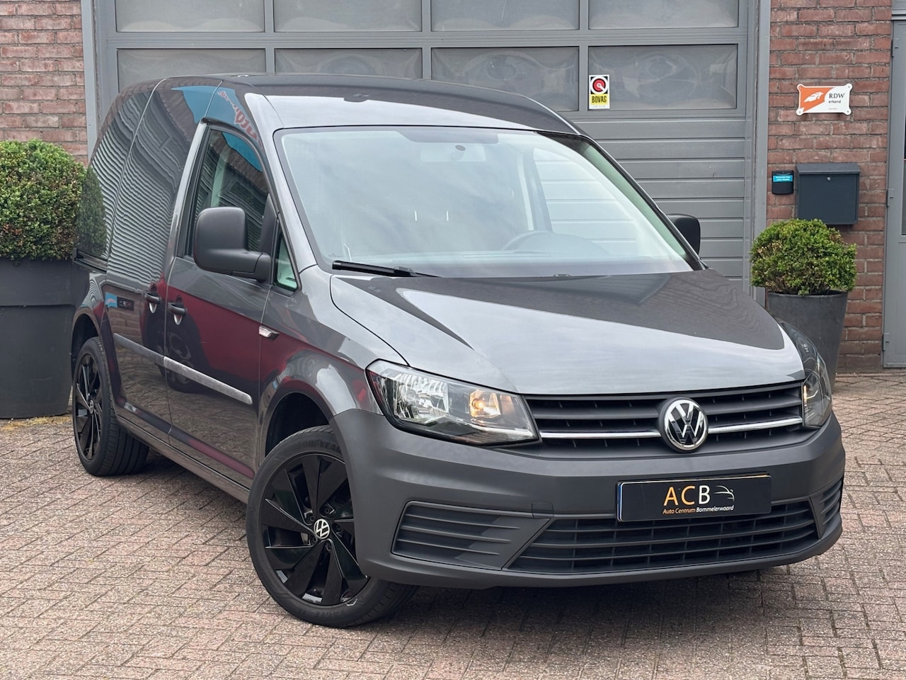 Volkswagen Caddy - 1.6 TDI L1H1 Trendline Airco. Nieuwe APK. - AutoWereld.nl