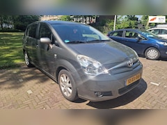 Toyota Corolla Verso - 1.8 VVT-i Sol 7p. MT Automaat