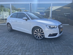 Audi A3 Sportback - 1.4 TFSI Attraction Cruise / Clima / Lmv / Stoelverwarming