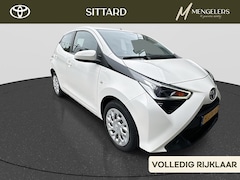 Toyota Aygo - 1.0 VVT-i x-play | Rijklaar | Camera Achter | Navi by App