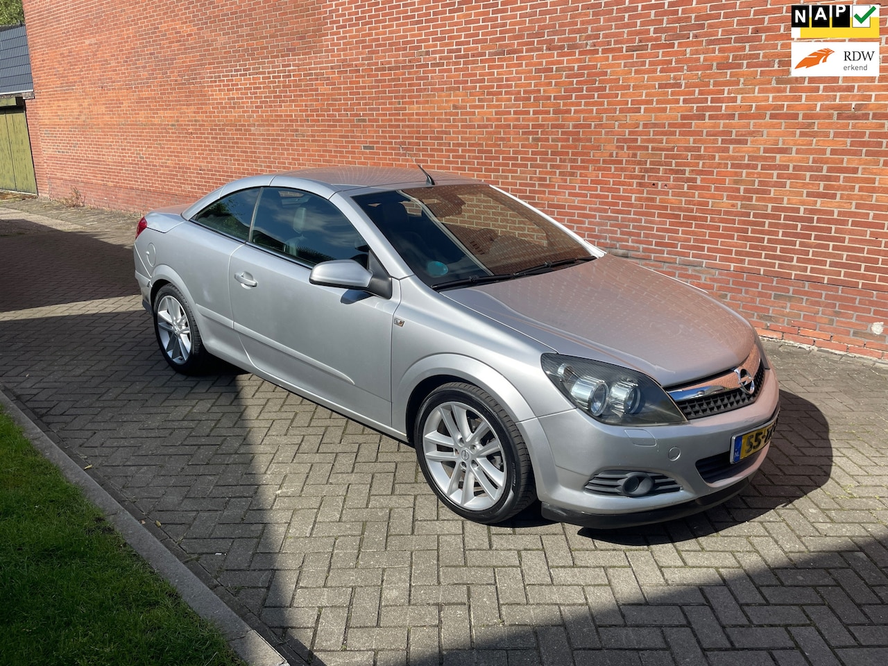 Opel Astra TwinTop - 1.8 Cosmo Airco - AutoWereld.nl