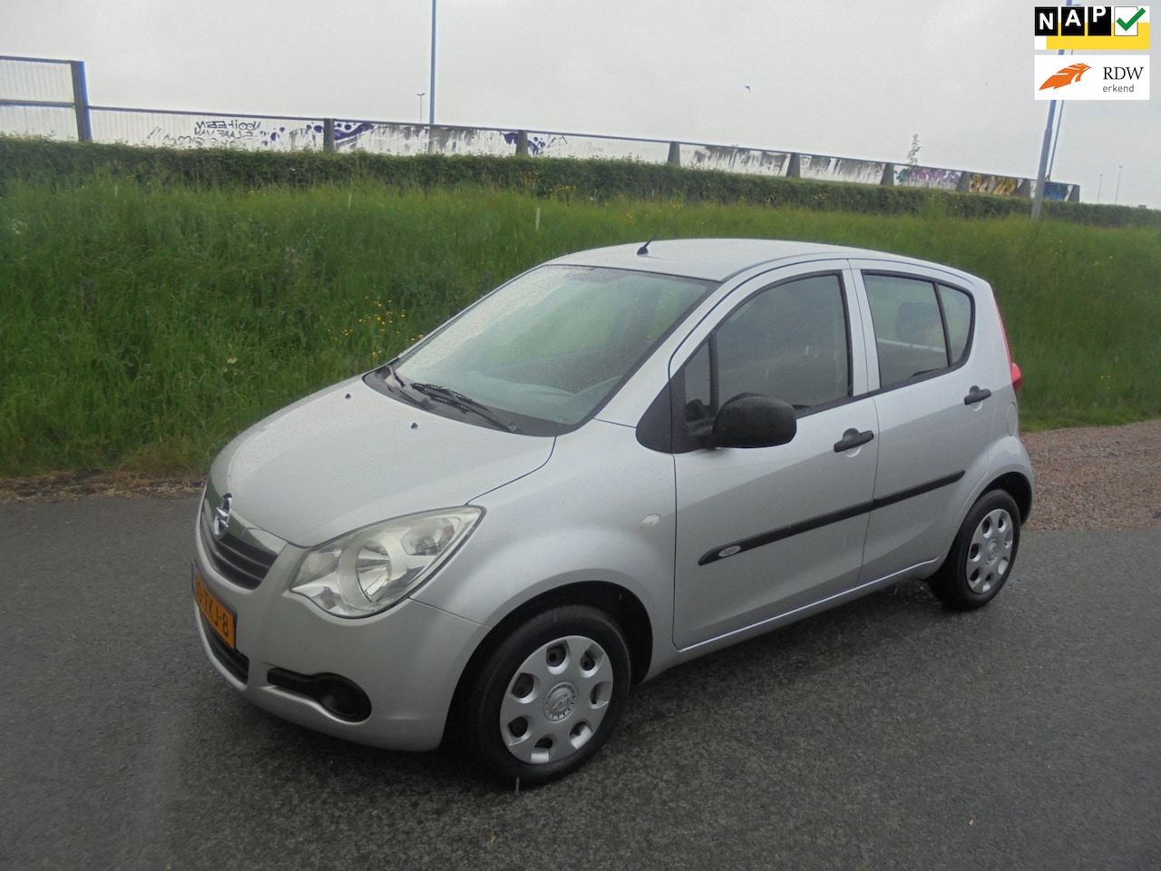 Opel Agila - Opel Agila 1.0 benzine 92.000km - AutoWereld.nl
