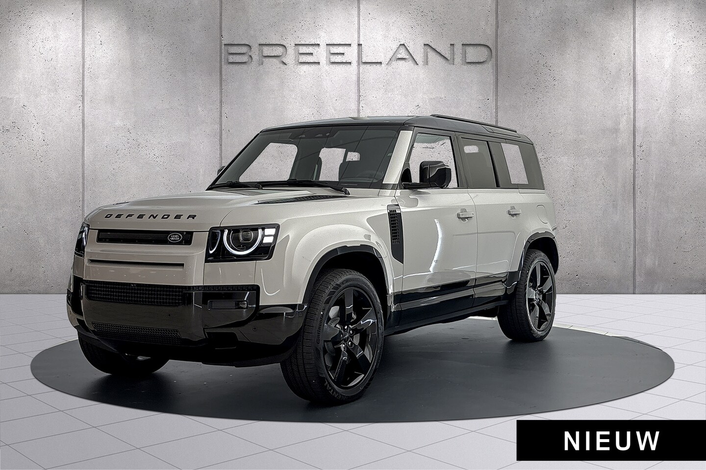Land Rover Defender 110 - P300e 110 Dynamic SE Edition | Panoramadak | Elektrische trekhaak | 22" Gloss Black Borasc - AutoWereld.nl