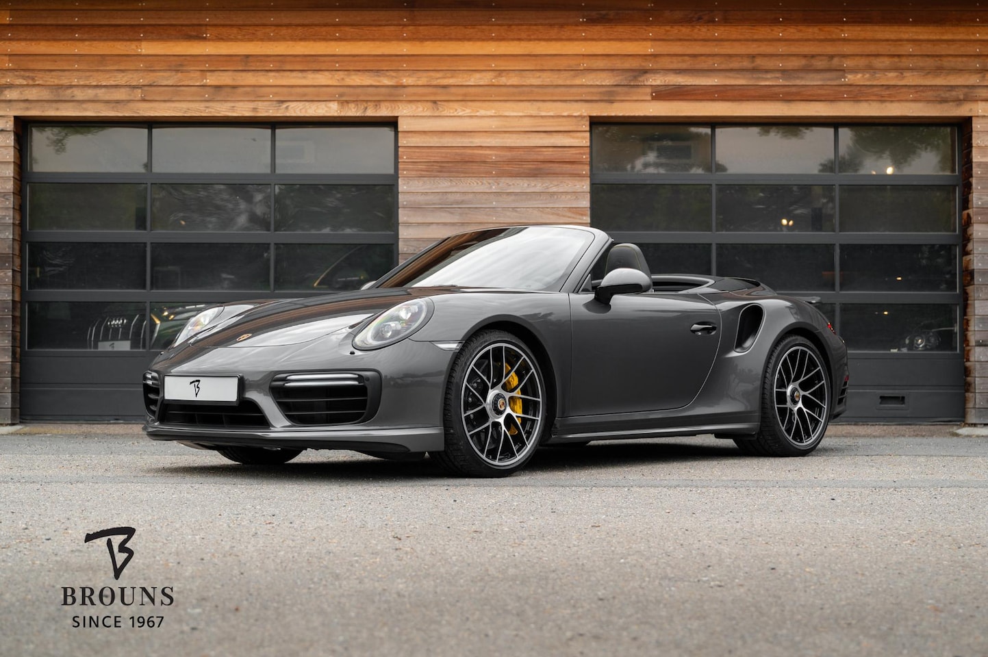 Porsche 911 Cabrio - 3.8 Turbo S 580pk | 3.300km - AutoWereld.nl