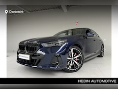 BMW 5-serie - 530e M-Sport Pro | 20" | Driving Assistant Plus | Pano | Harman Kardon | Trekhaak | Nu 69.