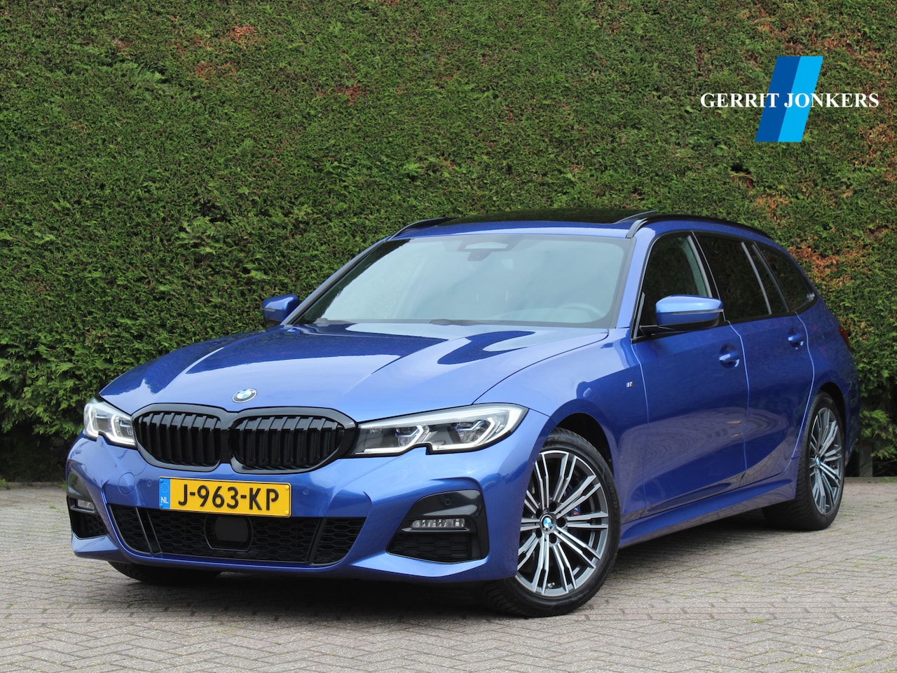 BMW 3-serie Touring - 330d xDrive High Executive M Sport | Panoramadak | Camera | Carplay - AutoWereld.nl