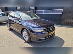 Volkswagen Tiguan - 2.0 TDI DSG Grijs Kenteken