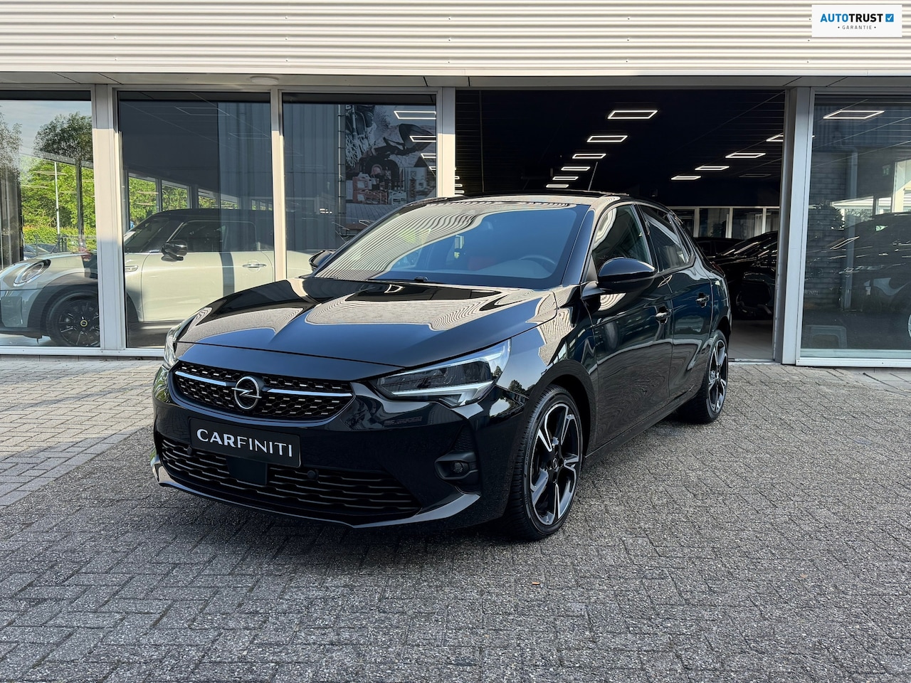 Opel Corsa - 1.2 Elegance 100 Pk Automaat| Navi-Carplay | Airco | Cruise | Sportstoelen | 17". - AutoWereld.nl