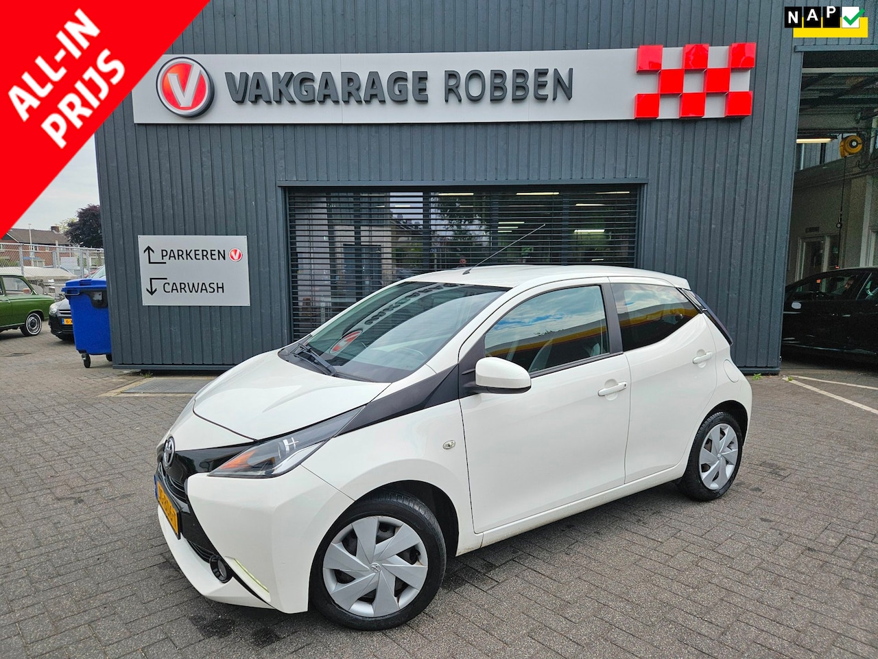 Toyota Aygo - 1.0 VVT-i x-play 1.0 VVT-i x-play - AutoWereld.nl