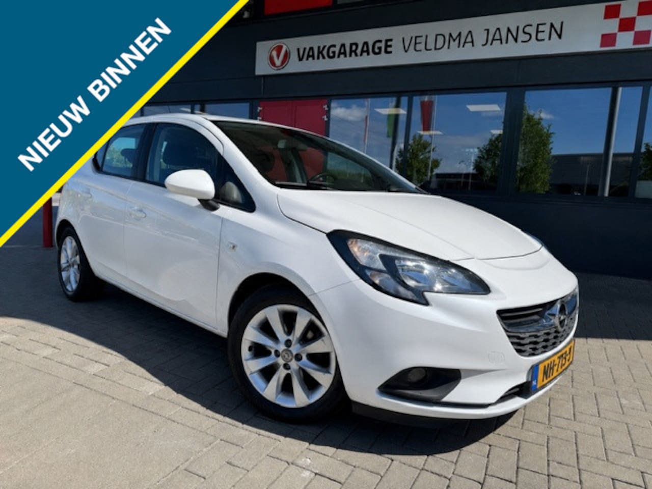 Opel Corsa - 1.4 EDITION 5-DRS. + AIRCO/LMV - AutoWereld.nl