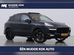 Porsche Cayenne - 4.8 Turbo | Burmester | Panoramadak | Keramische Remmen | Luchtvering | Sport Chrono | Sof