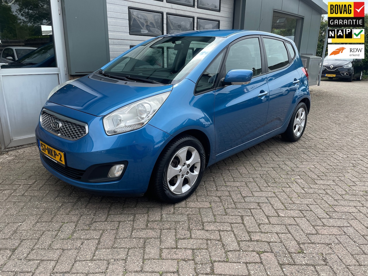 Kia Venga - 1.4 CVVT X-ecutive 1.4 CVVT X-ecutive - AutoWereld.nl