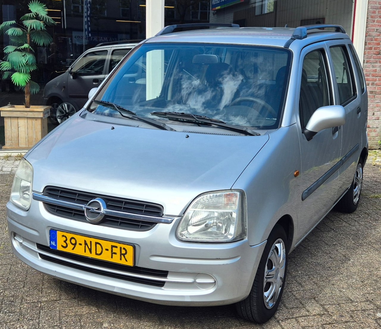 Opel Agila - 1.2-16V Color Edition 1.2-16V Color Edition - AutoWereld.nl