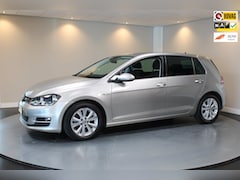 Volkswagen Golf - 1.0 TSI Connected Series *Automaat* Carplay|Camera|Navi|Cruise|DAB|PDC|NAP