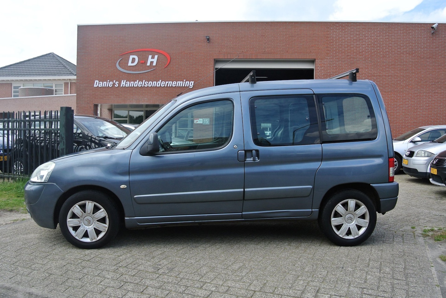 Citroën Berlingo - 1.6i Multispace Attraction airco inruil mogelijk nap - AutoWereld.nl