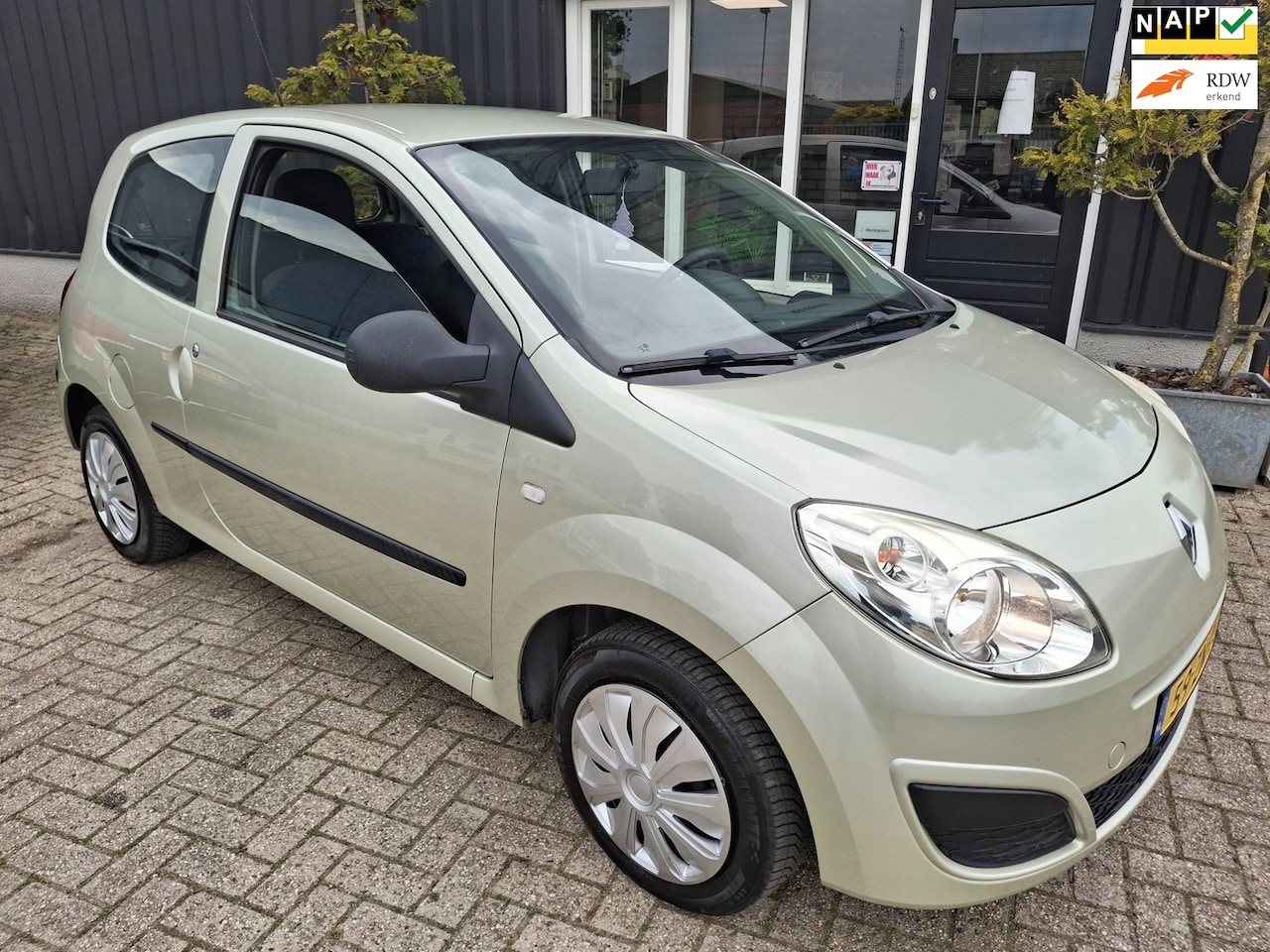 Renault Twingo - 1.2 Authentique**geleverd met nieuwe apk** - AutoWereld.nl