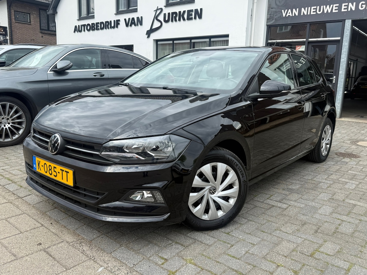 Volkswagen Polo - 1.0 MPI Comfortline 1.0 MPI Comfortline, Apple Carplay/Android,Navigatie,Cruise control,Airco - AutoWereld.nl