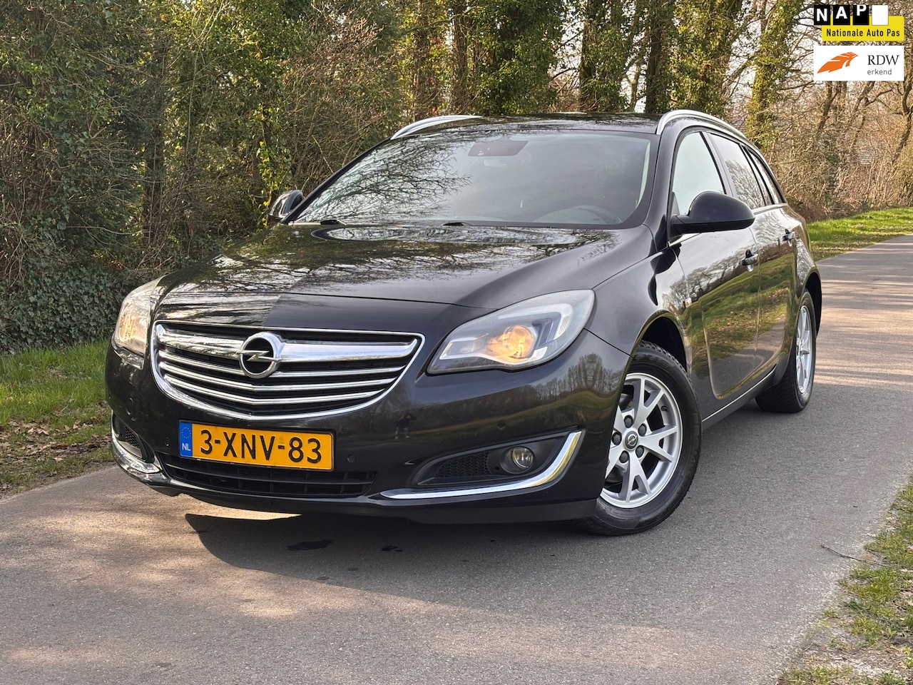 Opel Insignia Sports Tourer - 1.4 T EcoFLEX Business+ | Cruise control + Navi + Nieuwe APK | - AutoWereld.nl