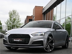 Audi A5 Sportback - 40Tfsi S-Line 190pk Black optic Pano B&O Virtual RS-stuur Tr.Haak El.Zetels